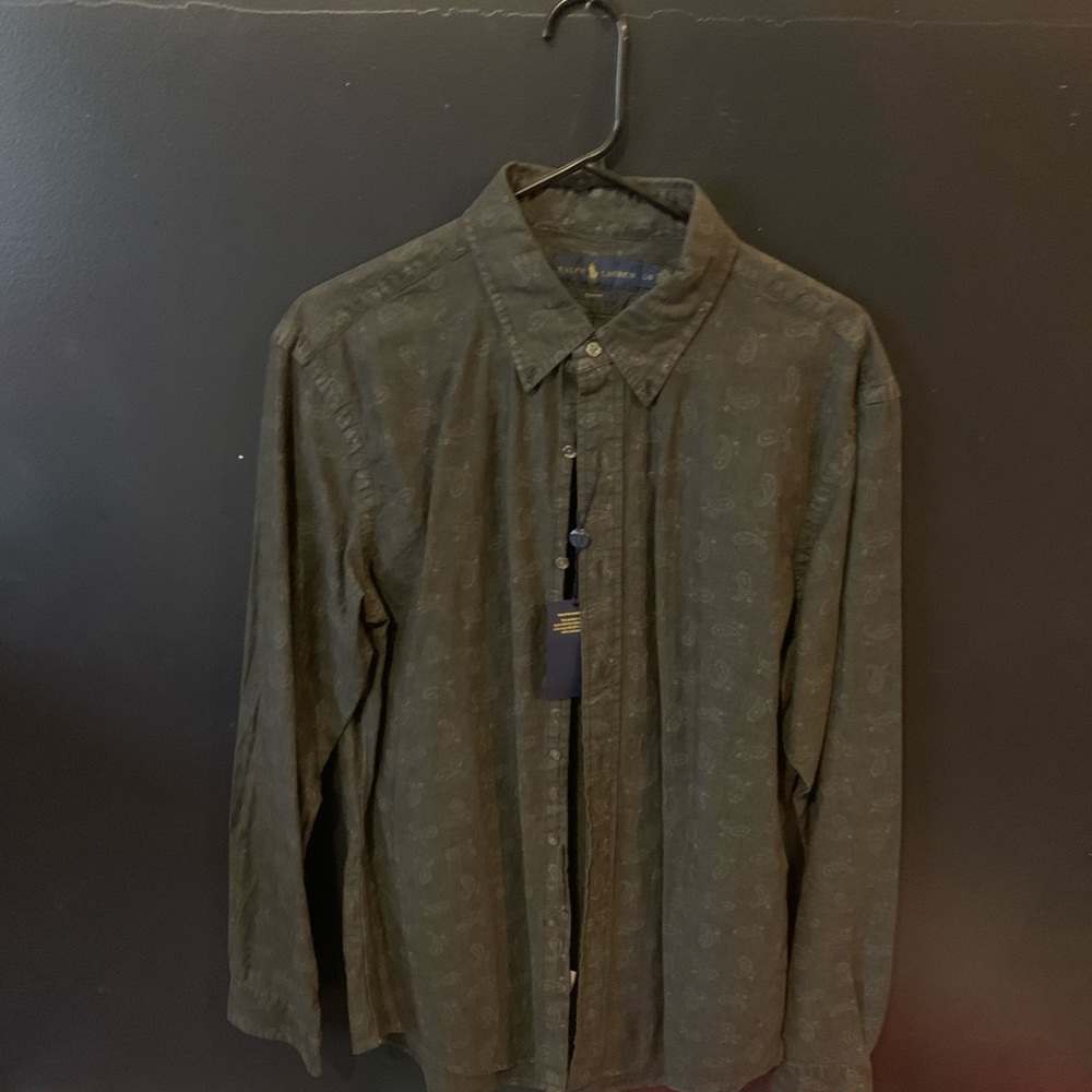 Nice paisley print button down Ralph Lauren new